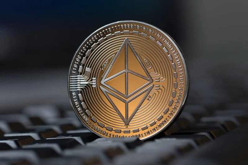 Ethereum vs. Bitcoin: Decoding Price Predictions and Market Signals